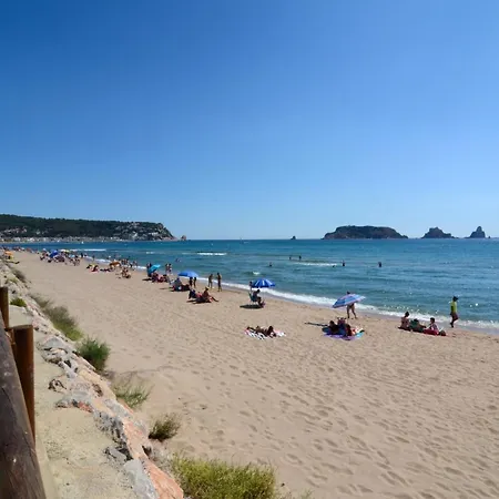 Beachfront In Estartit With Pool *